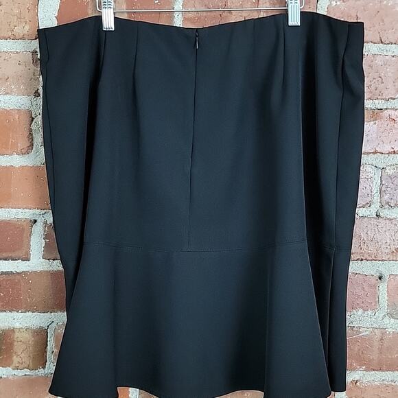 Eloquii black trumpet mini skirt plus size 20 - Picture 2 of 8